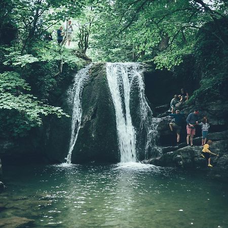 Central Malham Wellbeing Escape Hot Tub & Studio Eksteriør billede