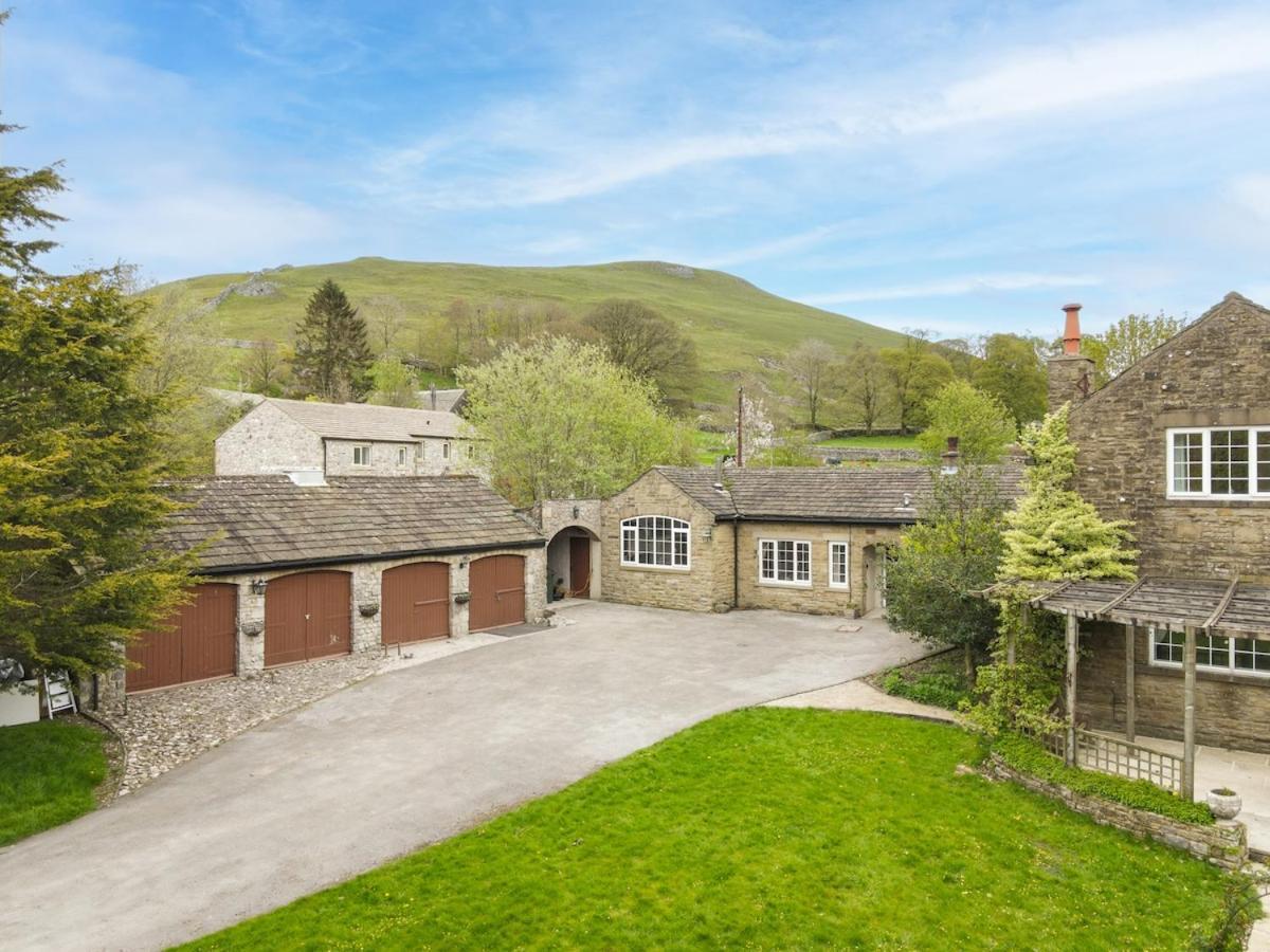 Central Malham Wellbeing Escape Hot Tub & Studio Eksteriør billede